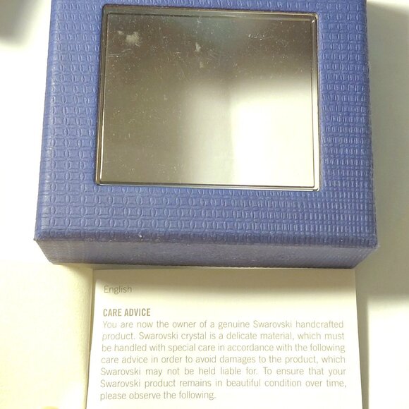 Swarovski Box w Authentication Cert (necklace not included) - Picture 4 of 4